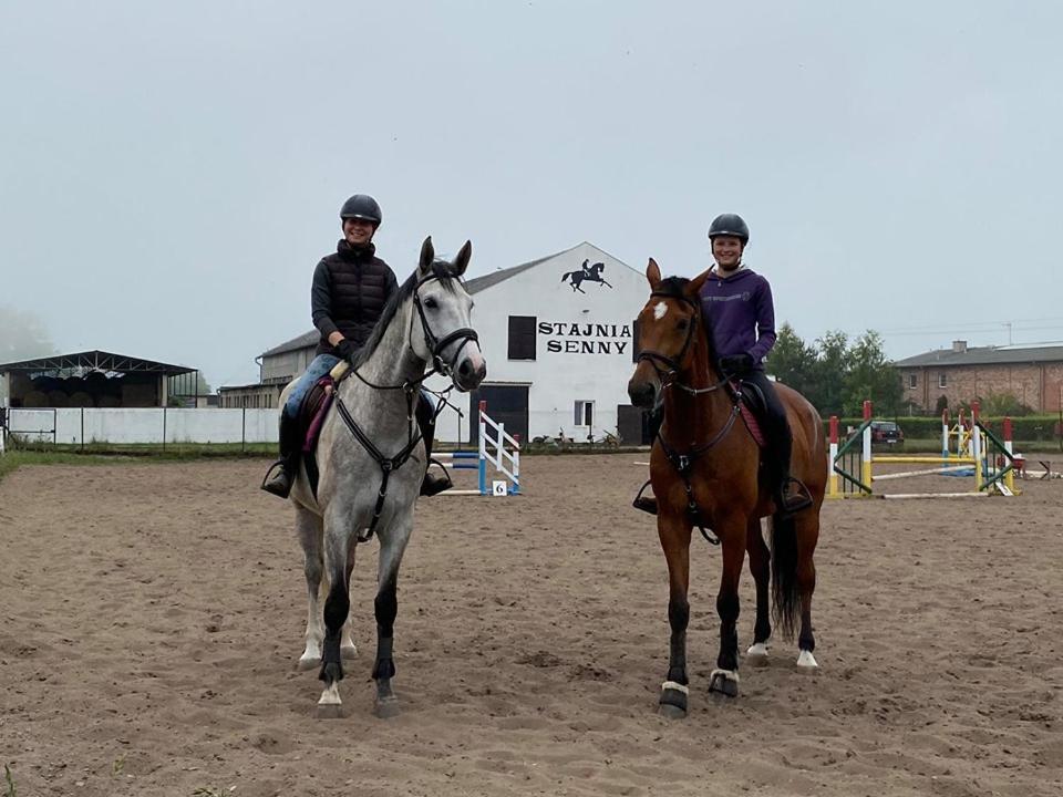 Noclegi Przy Stajni Senny - Horse Riding Леба Екстериор снимка
